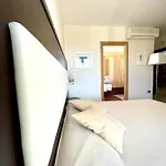 Welcome Hotel
