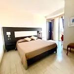 Welcome Hotel 3*